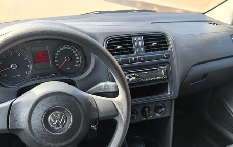 Volkswagen Polo VI (EU Market), 2012 год, 695 000 рублей, 16 фотография