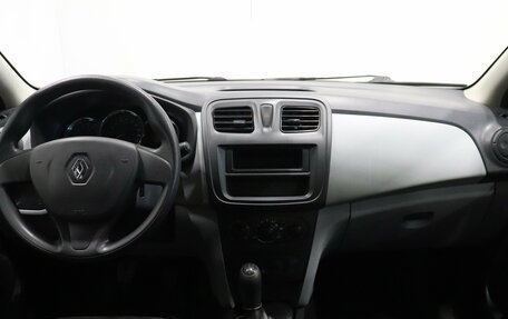 Renault Logan II, 2015 год, 720 000 рублей, 9 фотография