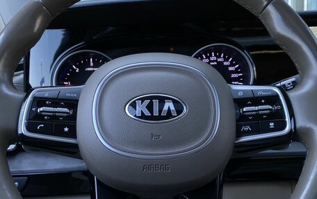 KIA Carnival, 2021 год, 3 999 000 рублей, 14 фотография
