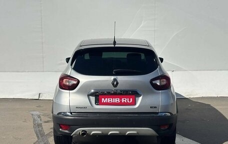 Renault Kaptur I рестайлинг, 2017 год, 1 295 000 рублей, 6 фотография