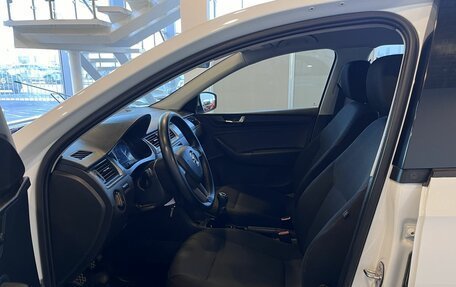 Skoda Rapid I, 2018 год, 1 100 000 рублей, 16 фотография