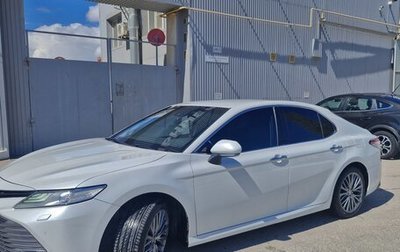 Toyota Camry, 2020 год, 2 800 000 рублей, 1 фотография
