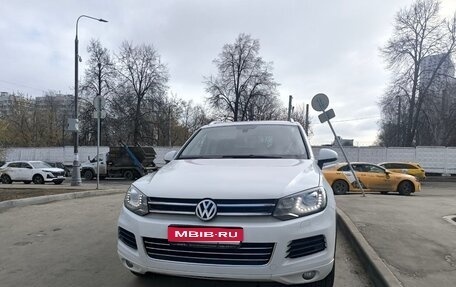 Volkswagen Touareg III, 2014 год, 2 350 000 рублей, 1 фотография