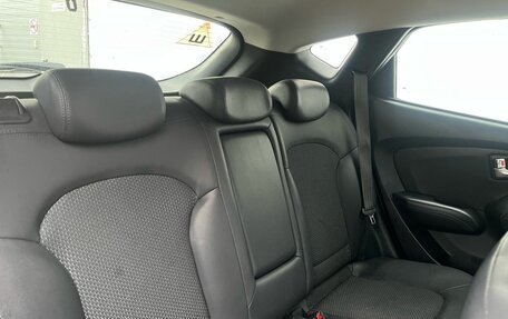 Hyundai ix35 I рестайлинг, 2012 год, 1 100 000 рублей, 12 фотография