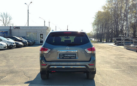 Nissan Pathfinder, 2015 год, 1 950 000 рублей, 10 фотография