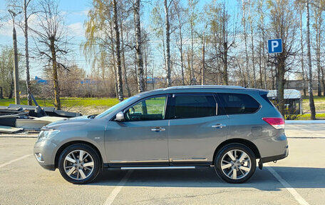 Nissan Pathfinder, 2015 год, 1 950 000 рублей, 12 фотография