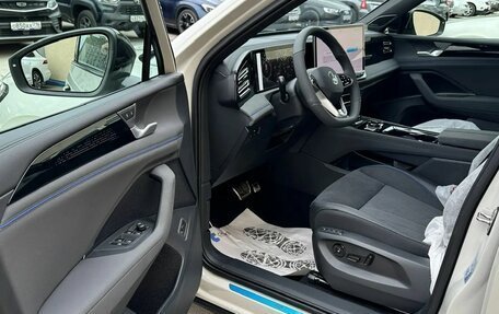 Volkswagen Tiguan, 2026 год, 4 750 000 рублей, 14 фотография