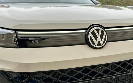 Volkswagen Tiguan, 2026 год, 4 750 000 рублей, 19 фотография