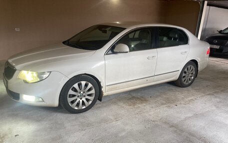 Skoda Superb III рестайлинг, 2012 год, 925 000 рублей, 2 фотография