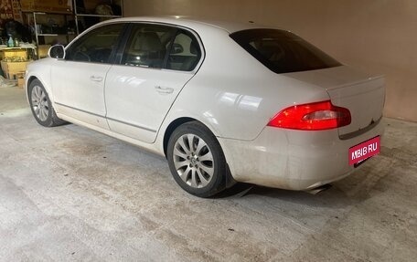 Skoda Superb III рестайлинг, 2012 год, 925 000 рублей, 4 фотография