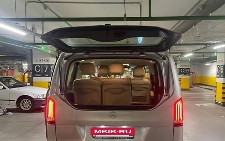 Mercedes-Benz V-Класс, 2015 год, 3 500 000 рублей, 7 фотография