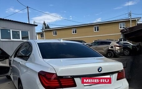 BMW 7 серия, 2012 год, 1 600 000 рублей, 5 фотография