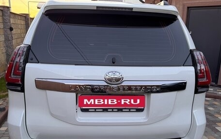 Toyota Land Cruiser Prado 150 рестайлинг 2, 2014 год, 3 400 000 рублей, 11 фотография