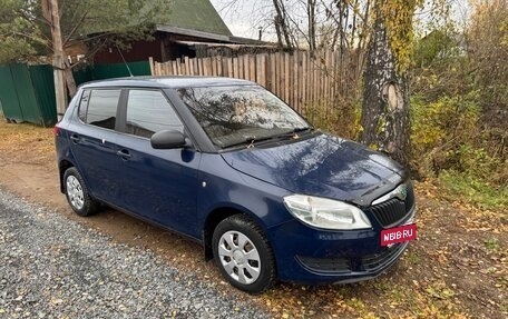 Skoda Fabia II, 2010 год, 320 000 рублей, 3 фотография