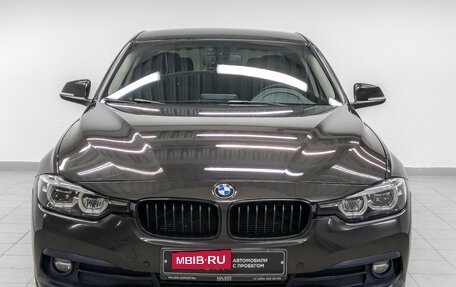 BMW 3 серия, 2018 год, 2 990 000 рублей, 2 фотография