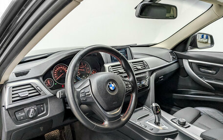 BMW 3 серия, 2018 год, 2 990 000 рублей, 16 фотография