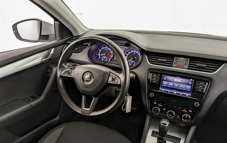Skoda Octavia, 2019 год, 1 750 000 рублей, 25 фотография