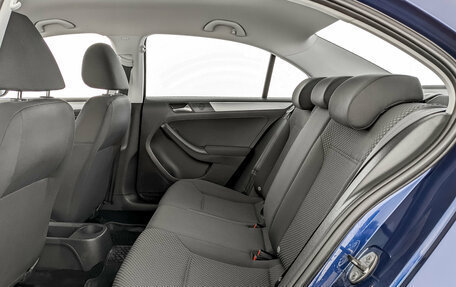 Volkswagen Jetta VI, 2011 год, 995 000 рублей, 12 фотография