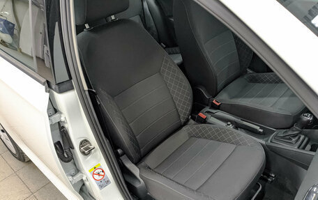 Skoda Rapid II, 2021 год, 1 200 000 рублей, 22 фотография