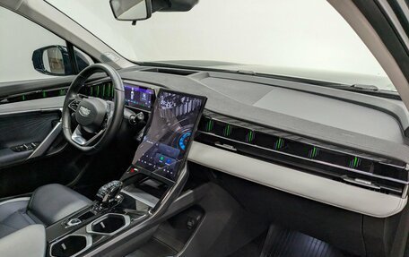 Geely Atlas, 2024 год, 2 890 000 рублей, 18 фотография