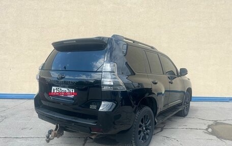 Toyota Land Cruiser Prado 150 рестайлинг 2, 2016 год, 3 670 000 рублей, 6 фотография