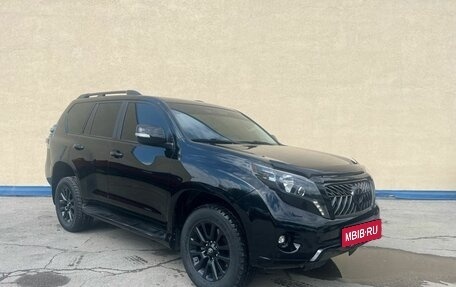 Toyota Land Cruiser Prado 150 рестайлинг 2, 2016 год, 3 670 000 рублей, 8 фотография