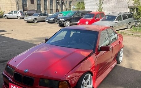 BMW 3 серия, 1992 год, 900 000 рублей, 1 фотография