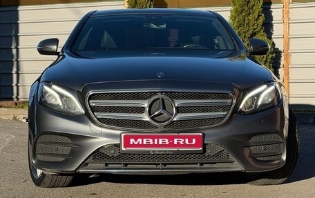 Mercedes-Benz E-Класс, 2018 год, 3 600 000 рублей, 1 фотография