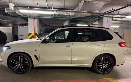 BMW X5, 2019 год, 7 600 000 рублей, 2 фотография