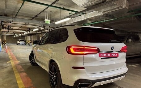 BMW X5, 2019 год, 7 600 000 рублей, 3 фотография