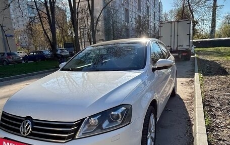 Volkswagen Passat B7, 2013 год, 940 000 рублей, 4 фотография