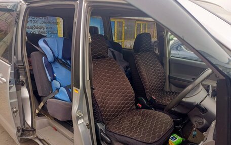 Toyota Noah III, 2002 год, 870 000 рублей, 12 фотография