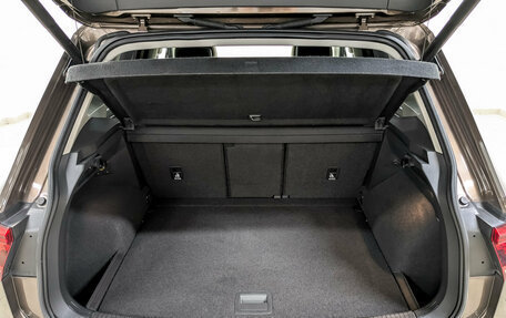 Volkswagen Tiguan II, 2018 год, 2 650 000 рублей, 10 фотография