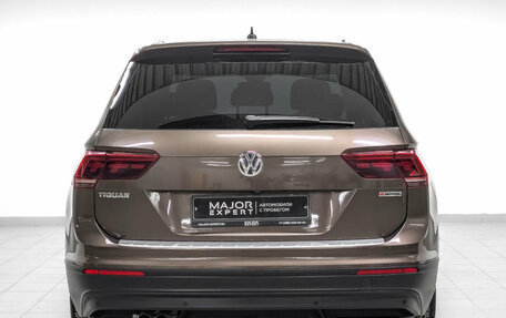 Volkswagen Tiguan II, 2018 год, 2 650 000 рублей, 6 фотография