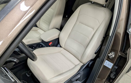 Volkswagen Tiguan II, 2018 год, 2 650 000 рублей, 20 фотография