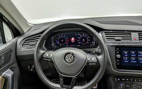 Volkswagen Tiguan II, 2018 год, 2 650 000 рублей, 21 фотография