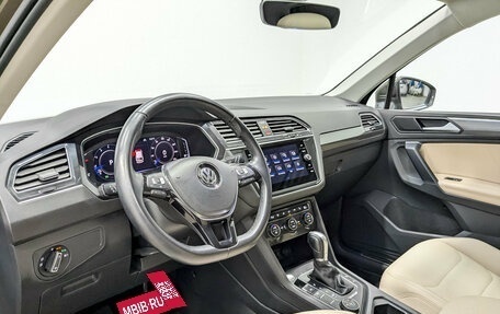 Volkswagen Tiguan II, 2018 год, 2 650 000 рублей, 16 фотография