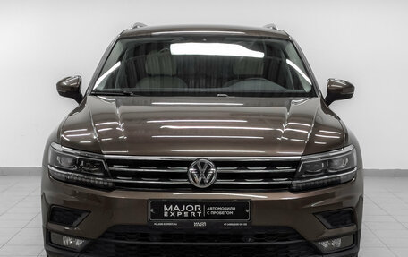 Volkswagen Tiguan II, 2018 год, 2 650 000 рублей, 2 фотография