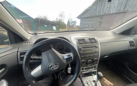 Toyota Corolla, 2011 год, 820 000 рублей, 8 фотография