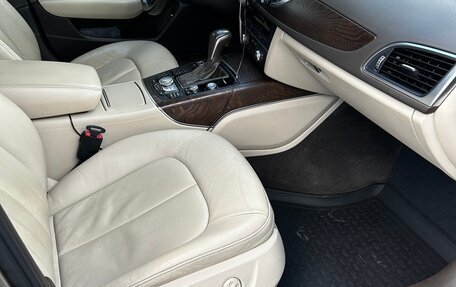 Audi A6, 2016 год, 1 900 000 рублей, 14 фотография