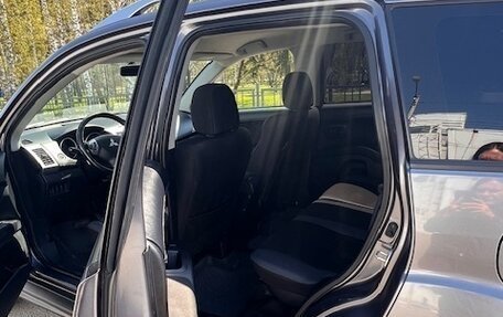 Mitsubishi Outlander III рестайлинг 3, 2009 год, 1 300 000 рублей, 5 фотография