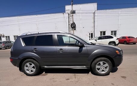 Mitsubishi Outlander III рестайлинг 3, 2009 год, 1 300 000 рублей, 4 фотография