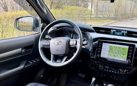Toyota Hilux VIII, 2021 год, 6 500 000 рублей, 9 фотография