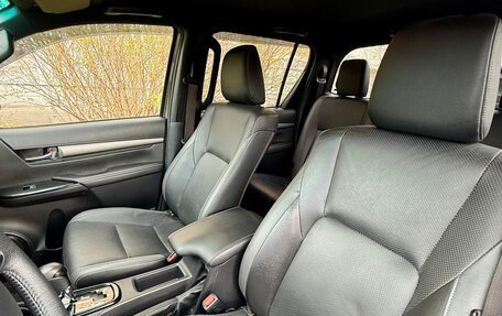 Toyota Hilux VIII, 2021 год, 6 500 000 рублей, 10 фотография