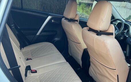 Toyota RAV4, 2016 год, 2 750 000 рублей, 5 фотография