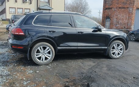 Volkswagen Touareg III, 2012 год, 1 750 000 рублей, 3 фотография