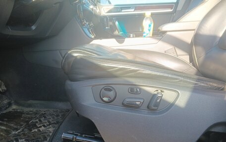 Volkswagen Touareg III, 2012 год, 1 750 000 рублей, 8 фотография