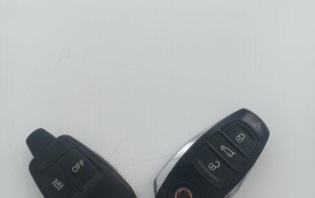 Volkswagen Touareg III, 2012 год, 1 750 000 рублей, 11 фотография