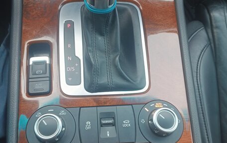 Volkswagen Touareg III, 2012 год, 1 750 000 рублей, 14 фотография