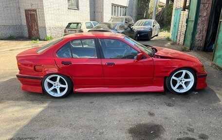 BMW 3 серия, 1992 год, 900 000 рублей, 5 фотография